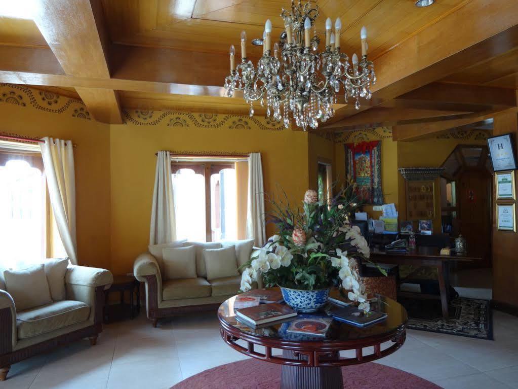 פארו Bhutan Metta Resort And Spa מראה חיצוני תמונה
